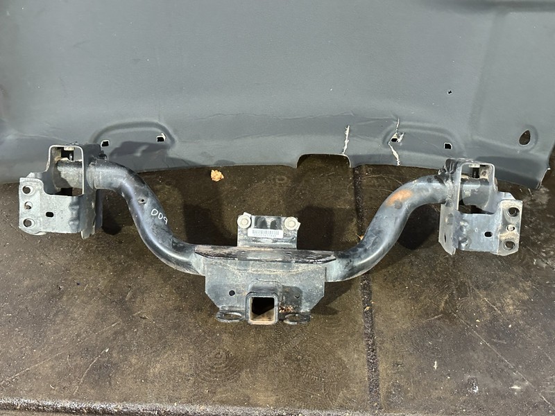 10-18 Dodge RAM 2500 3500 Heavy Duty Trailer Towing Hitch