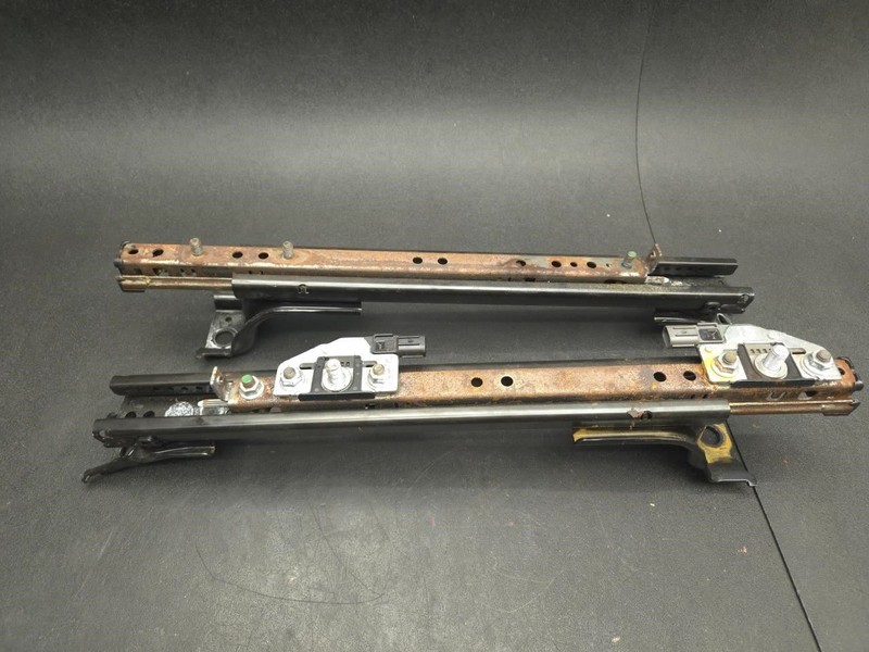 2PC Front Right Seat Track Rails Set 2020 Lexus NX300 72010-78081 2018 2019 2021