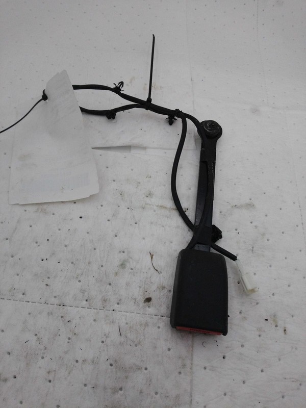 2017 Nissan Rogue OEM Red Seat Belt - Used, 97000 Miles, Warranty Included