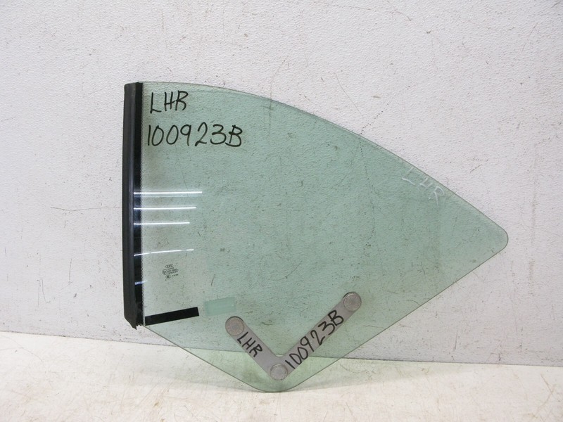 02-09 AUDI B7 A4 S4 RS4 CONVERTIBLE GLASS WINDOW LEFT QUARTER REAR 100923B