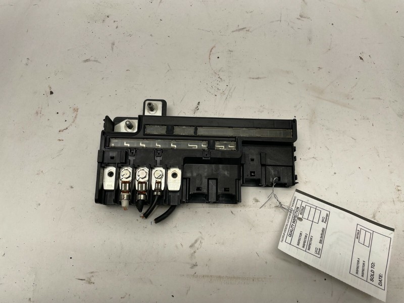 2008 - 2016 LEXUS LS600H - ENGINE FUSE JUNCTION BOX OEM FUSIBLE LINK 82620-50140