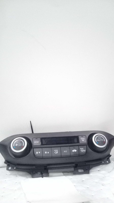 Used A/C Selector Switch fits: 2014 Honda Cr-v automatic temperature control Gra