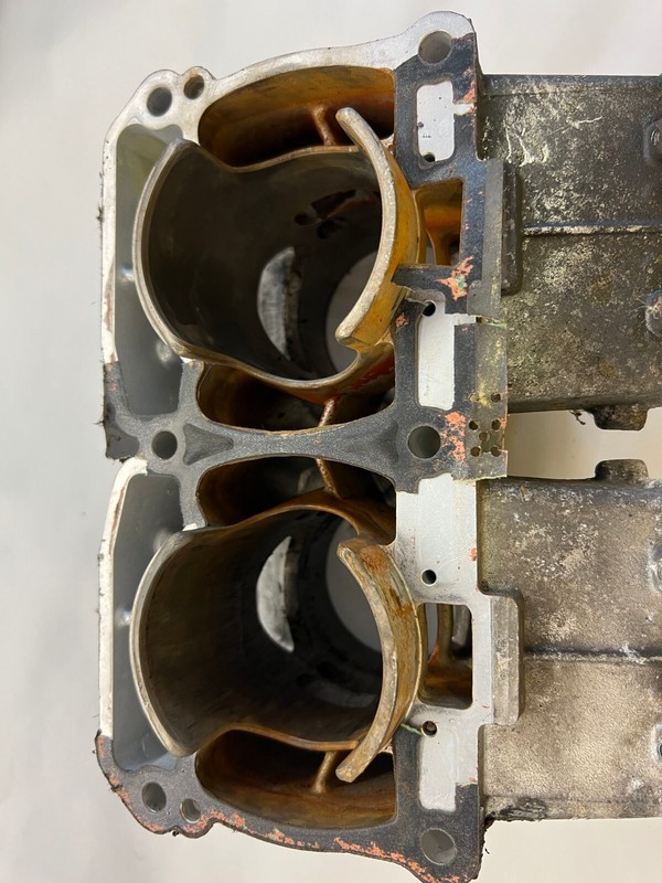 Ski-doo Snowmobile MXZ Summit 800R Powertec Cylinder CORE USE 420413041