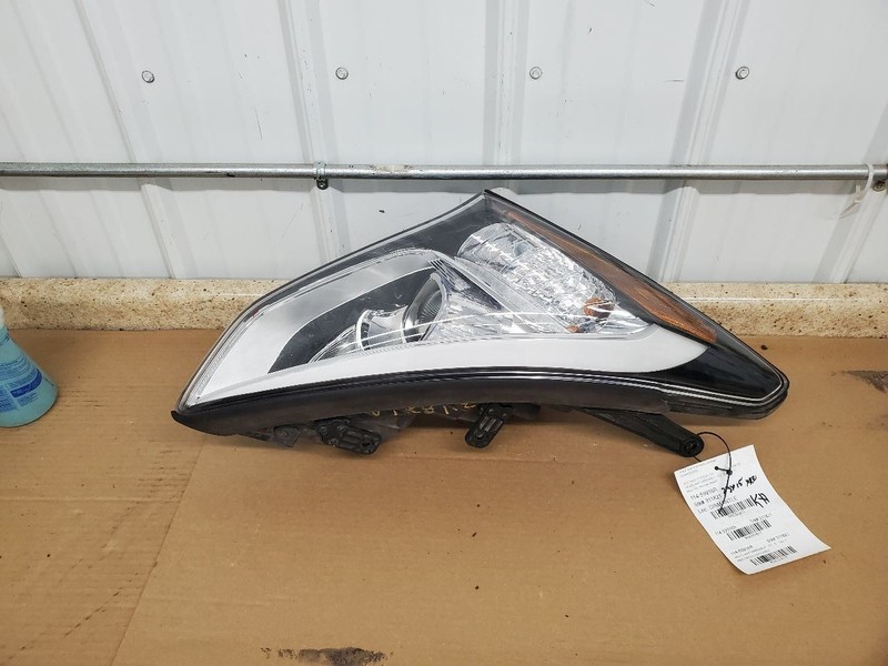 Passenger Headlight US Built Sport Xenon HID Fits 13-16 SANTA FE 293817