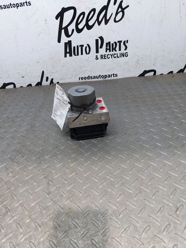 Anti-Lock Brake Part Actuator And Pump Assembly VIN K Fits 13-14 AVALON 1100778