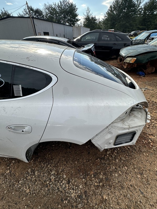 2010-2013 PORSCHE PANAMERA 970 REAR LEFT DRIVER SIDE QUARTER PANEL SECTIONAL CUT