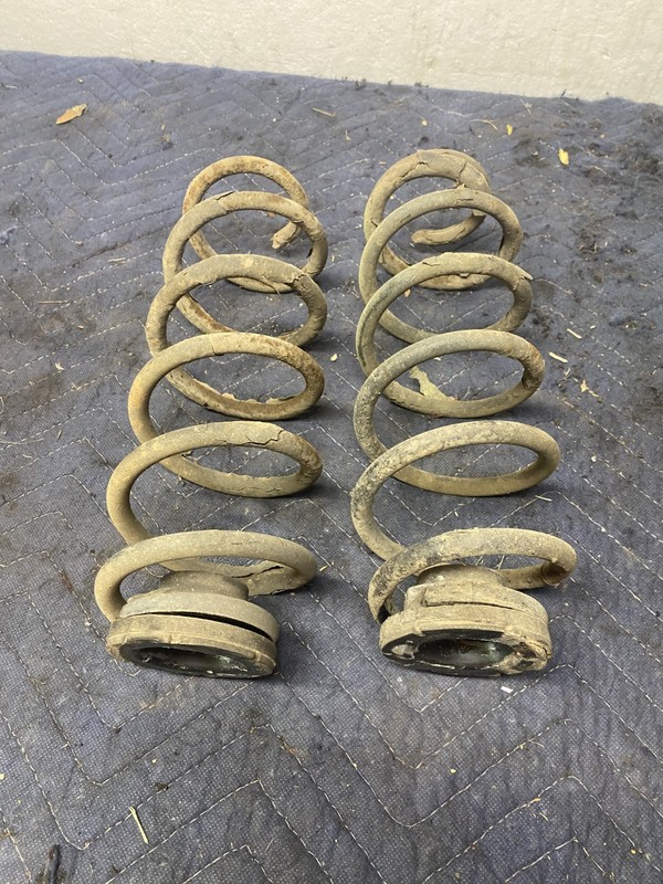 2000 Volkswagen Golf 2 Door VR6 Rear Springs OEM