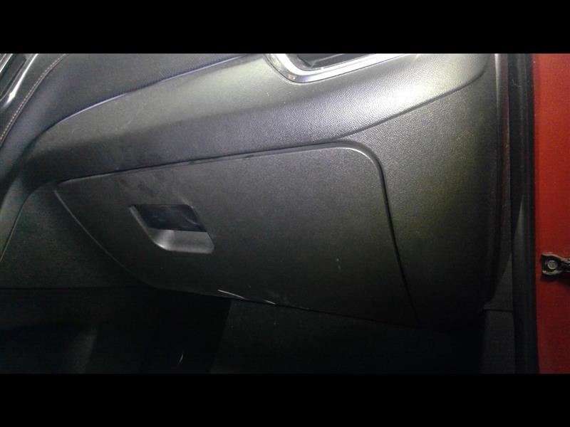 2018 2019 2020 2021 2022 EQUINOX Glove Box 1419036