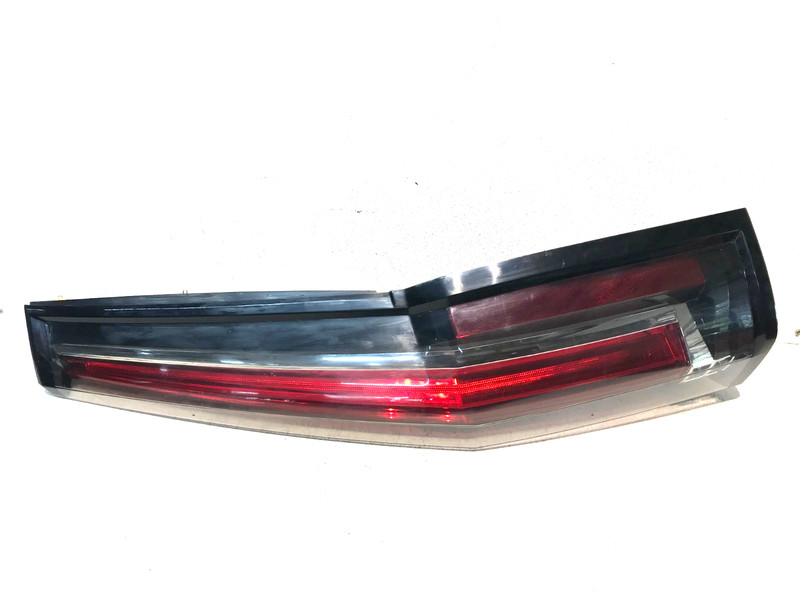 15-20 Cadillac Escalade Rear Right Passenger Tail Light Brake Lamp OEM