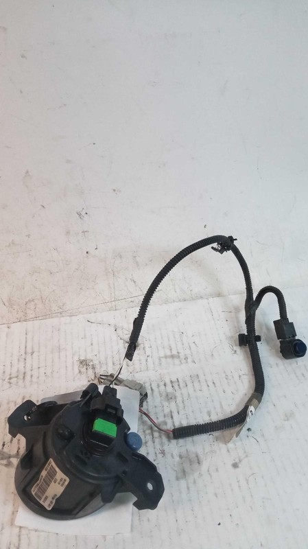 Used Driving Light fits: 2015 Infiniti QX60 Fog-Driving in bumper Grade A