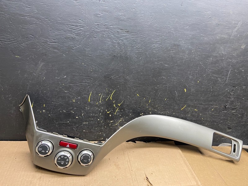 2009 to 2013 Subaru Forester Temperature Control Climate Heat A/C OEM Y5416 DG