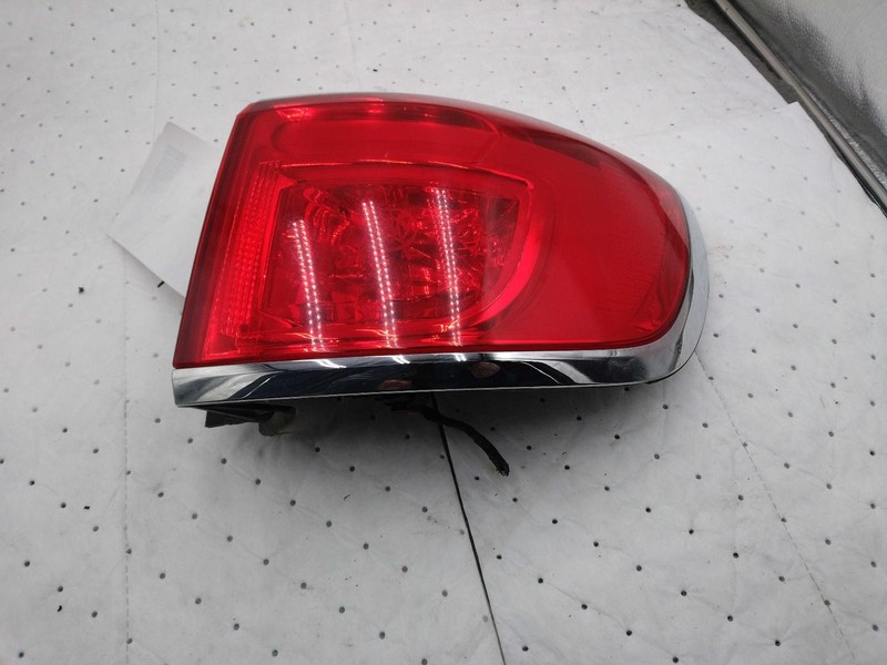 2015 Buick Enclave Right Tail Light Assembly - White, Used, 169K Miles