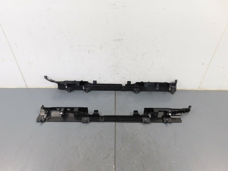 2018 17 19 Porsche 911 GT3 991.2 Door Sill Plate Brackets #5093 VV10