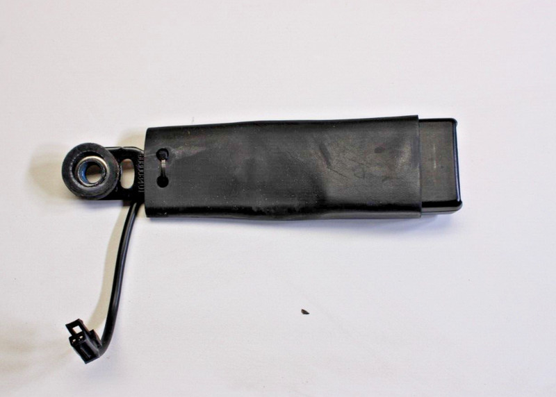 Seat Belt Front Bucket Right PASSENGER Buckle Ltz Fits 10-12 MALIBU T33