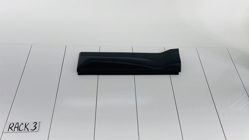 06-13 RANGE ROVER SPORT REAR LEFT DRIVER SIDE DOOR PANEL MOLDING COVER OEM