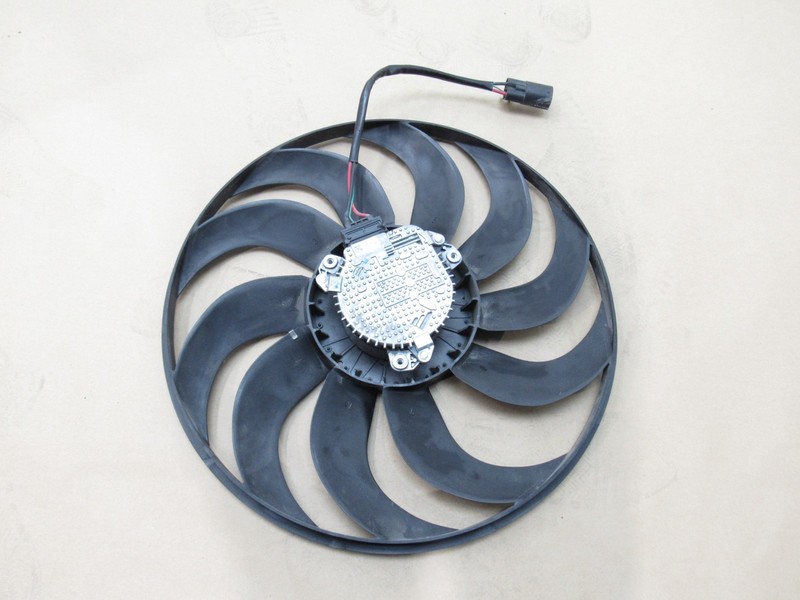 Lincoln Aviator 2021 3.0L RWD Engine Motor Radiator Cooling Fan 19-25 *