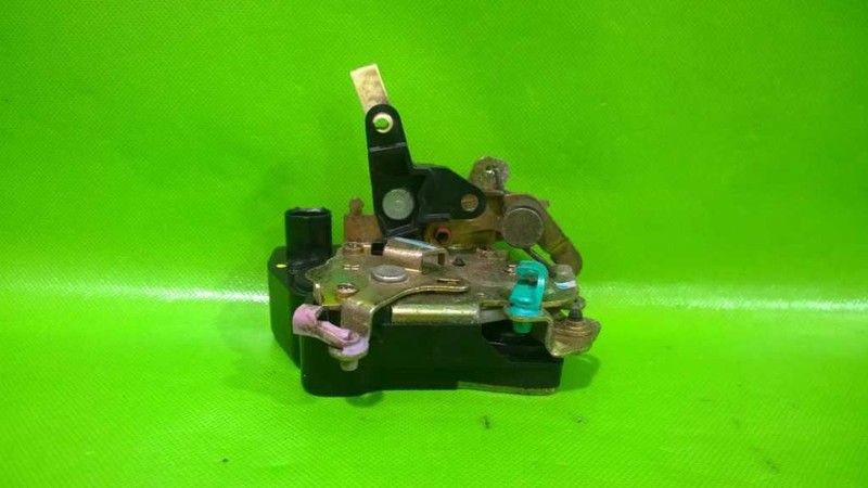 03-05 PT CRUISER HTBK PASSENGER RIGHT FRONT DOOR LOCK LATCH OEM 4208-13