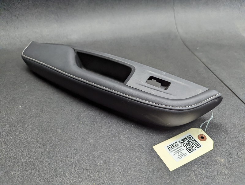 Rear Left Driver Door Armrest Leather 2019 Acura RDX 83752-TJB-A01ZD 2020 2021