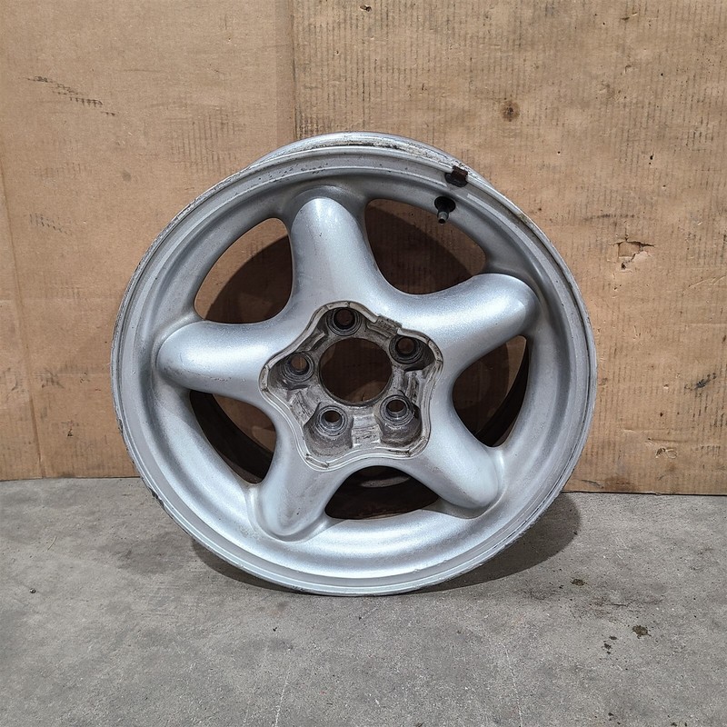 94-98 Mustang 5 Spoke Wheel 16X7.5 Oem Aa7321 M109169
