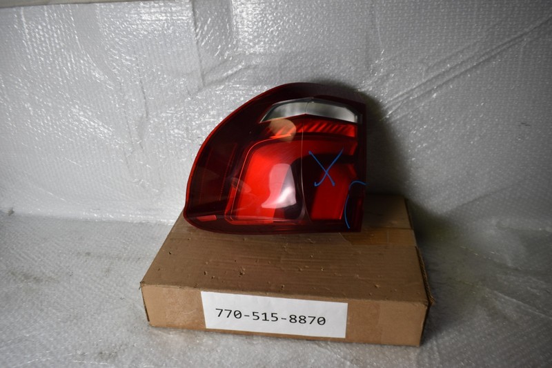 BMW X5 REAR RIGHT OUTER TAIL LIGHT 2014-2018 OEM 7290104-10