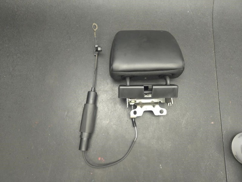 Rear Left Seat Headrest 2019 Jeep Grand Cherokee 5PN16DX9AA 2014 2015 - 2021 X