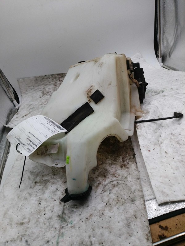 2003 GMC ENVOY Washer Fluid Reservoir OEM Red 4.20L 170K Miles NJ25-26123