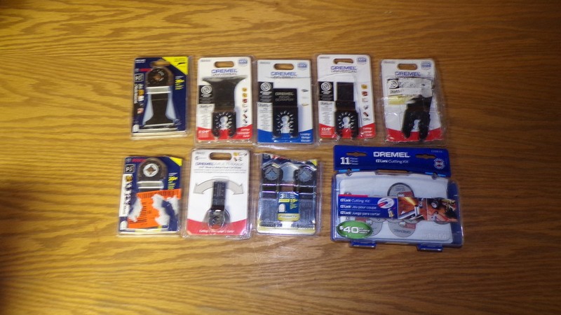HUGE lot of Bosch and Dremel Wood and Metal Cutting Bits *FREE SHIPPING*