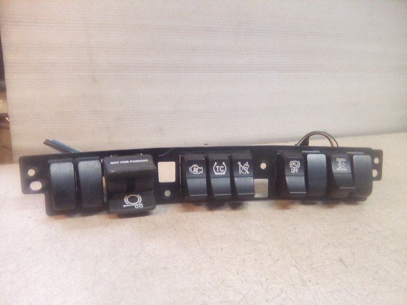 Kenworth T680 Dash Switch Panel G90-1260-001