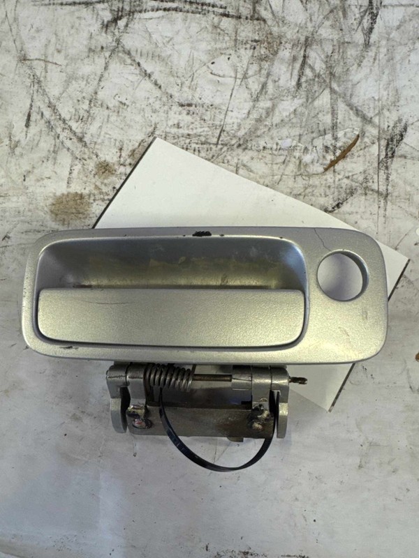 Outside Door Handle TOYOTA AVALON Right 00 01 02 03 04