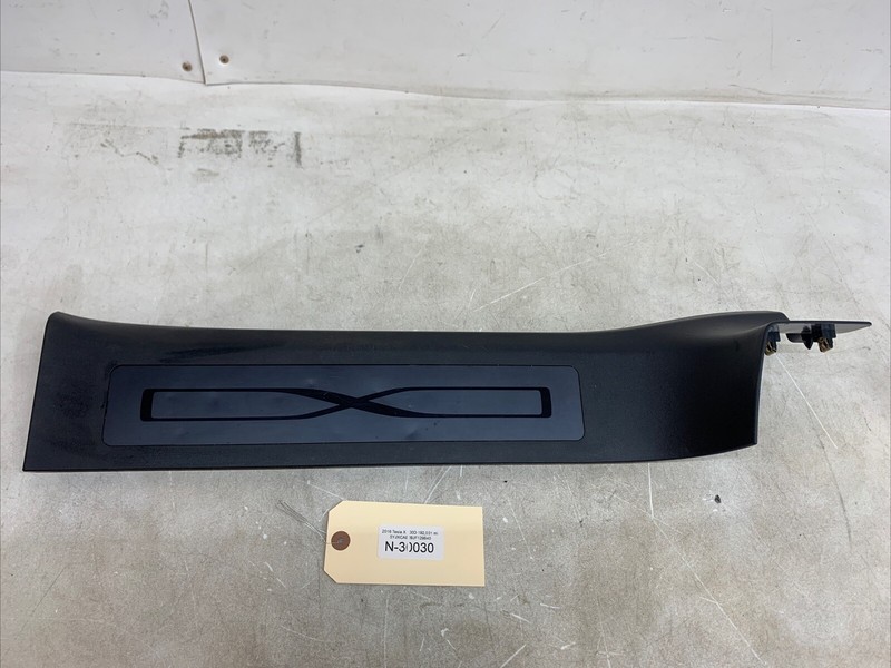 16-18 Tesla Model X Rear Right Door Sill Trim Panel 1105148-00B OEM 30030 U8