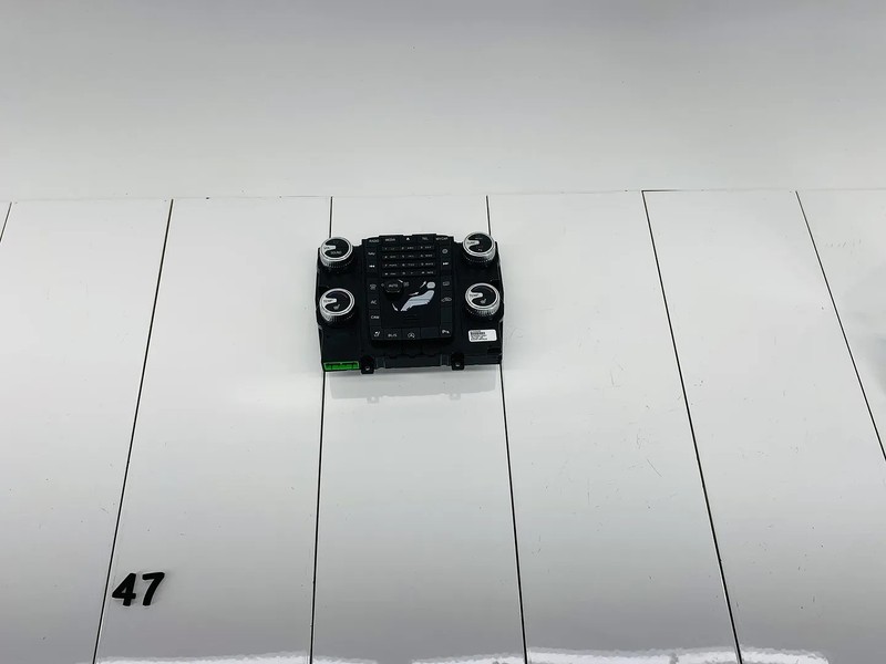 16-17 VOLVO XC60 FRONT CENTER DASH INSTRUMENT PANEL HVAC SWITCH BUTTON OEM