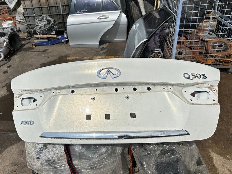 14-18 INFINITI Q50 - TRUNK LID SHELL Moonlight White QAA OEM