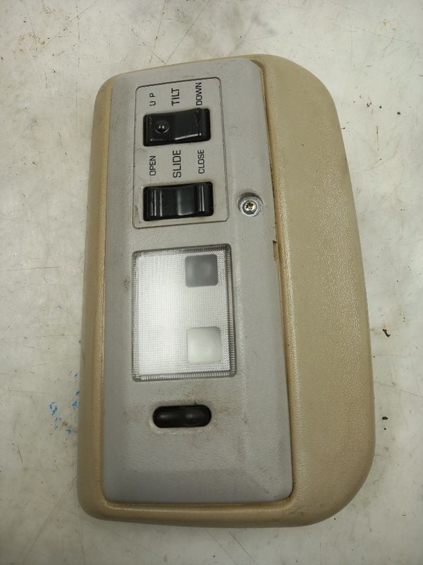 96 TOYOTA LAND CRUISER DOME ROOF CONSOLE WITH SUNROOF CONTROL