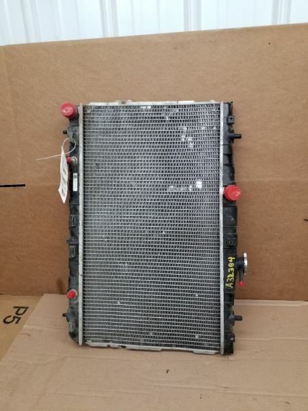 Radiator 4 Cylinder Fits 03-08 TIBURON 243983