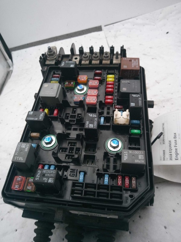Used Fuse Box Engine fits: 2018 Chevrolet EquinoxGrade B