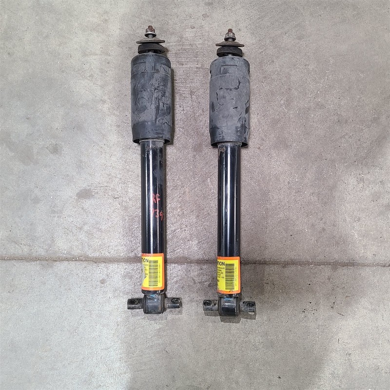 97-04 Corvette C5 Front Shock Absorber Set Pair Lh Rh Aa7393