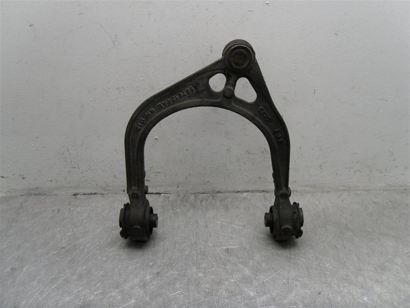 05-16 CHRYSLER 300C PASSENGER SIDE UPPER CONTROL ARM OEM 511-01107R