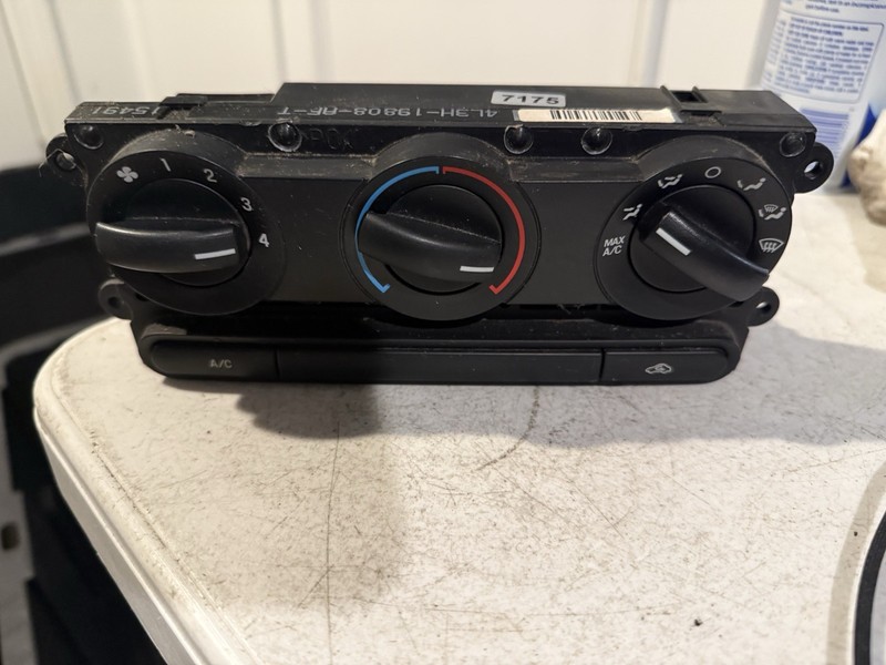 2004-2008 F150 AC Heater Temp Temperature Control 4L3H-19808-AF, 4L34-19980-AG