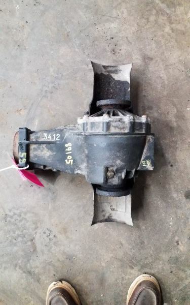 Carrier 4Motion Rear 2.8L Fits 99-05 PASSAT 222216