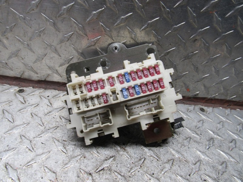 2006 NISSAN PATHFINDER INTERIOR FUSE BOX