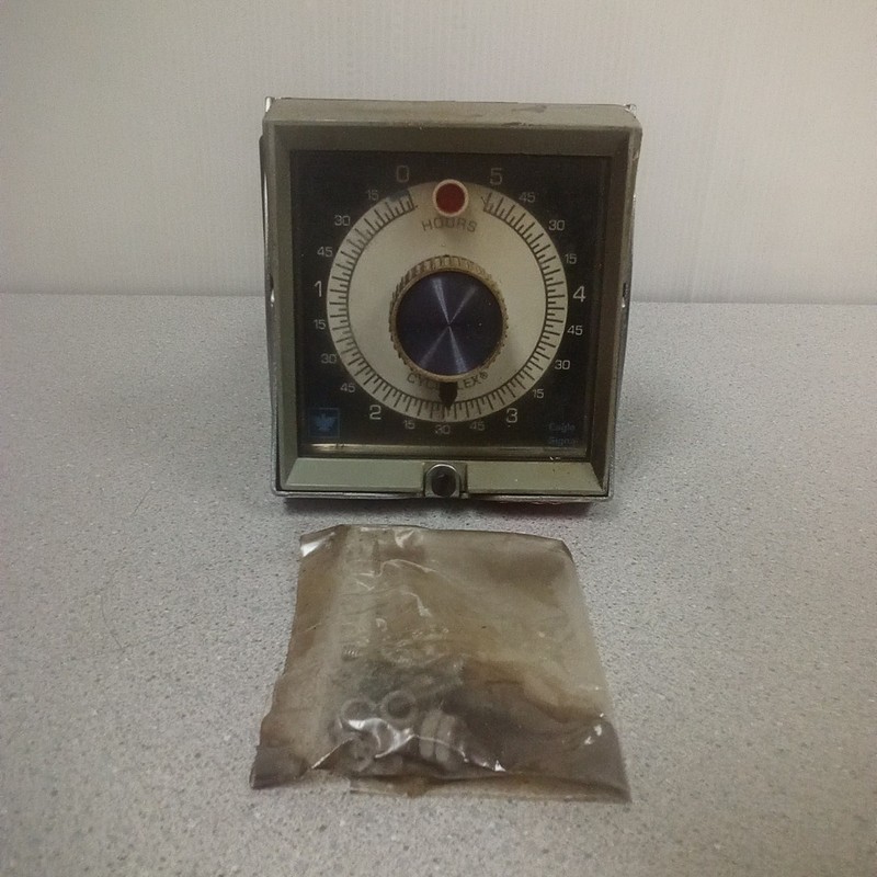 Eagle Signal HP53A616 CYCL-FLEX Timer 120V 60Hz 0-5 Min