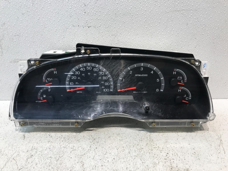 Speedometer Instrument Cluster 00 01 Ford F150 00-02 Expedition 193K Miles