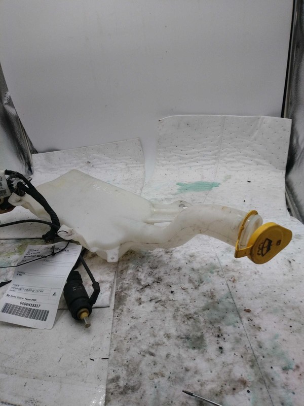 Used Washer Fluid Reservoir fits: 2013 Dodge DartGrade A