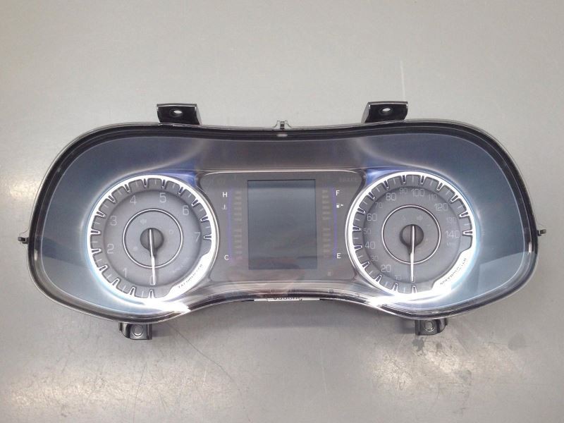Speedometer Instrument Cluster 3.5" Display 140 MPH Fits 2016 Chrysler 200 75638