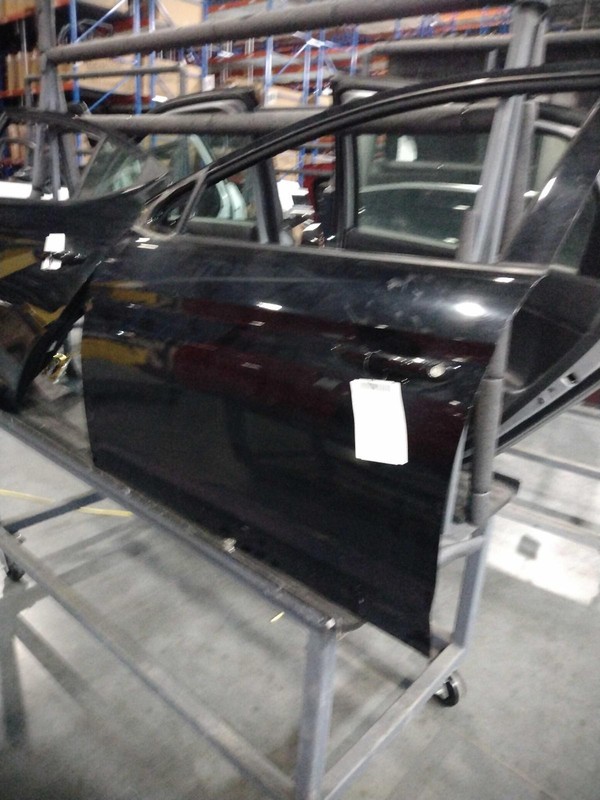 2020 Hyundai Elantra Left Door Black Used 699260 4DR SED 63000 Miles