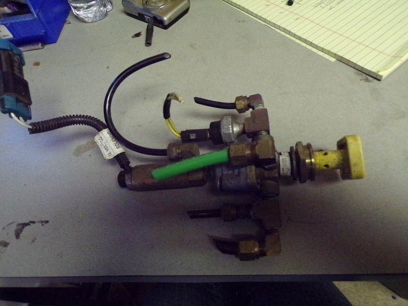 Bendix Wabco Parking Brake w/ Solenoid Air Valve 0 03353 PP-5 40PSI