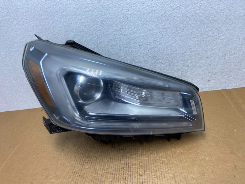2013-2016 Gmc Acadia Right Passenger RH Side Led Halogen Headlight Oem AE0310 DW