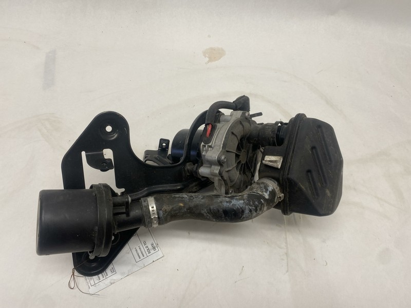 2016-2017 AUDI S7 4.0L V8 SECONDARY AIR INJECTION PUMP ASSEMBLY OEM