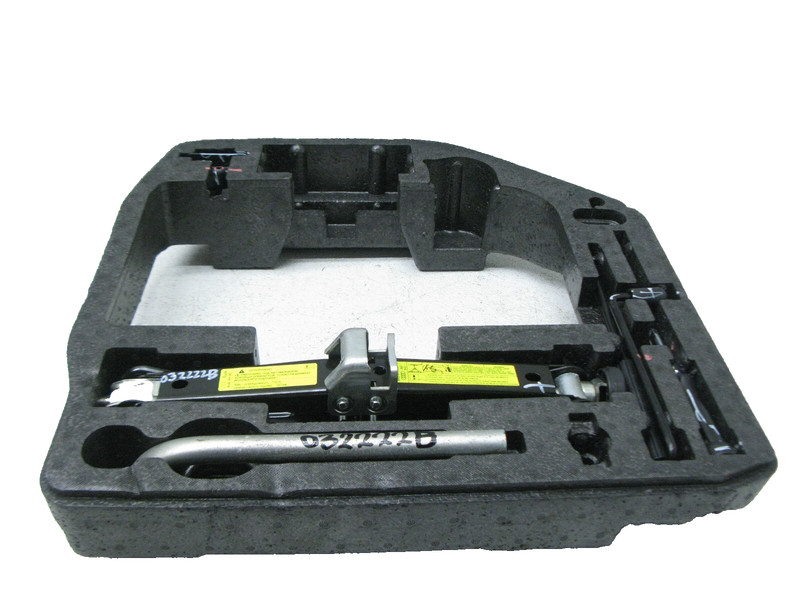 08-17 AUDI B8 A4 8T A5 S5 FOAM HOLDER TOOL KIT JACK EMERGENCY TRUNK KIT OEM 0322
