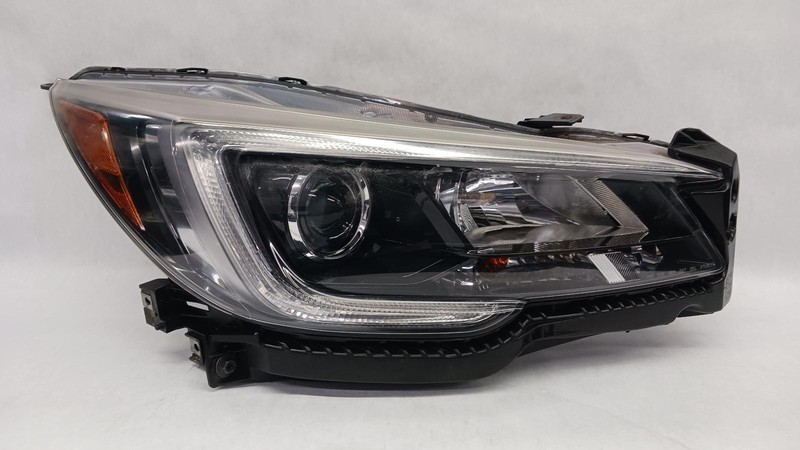 18-'19 SUBARU LEGACY Right passenger headlight halogen OEM Grade B